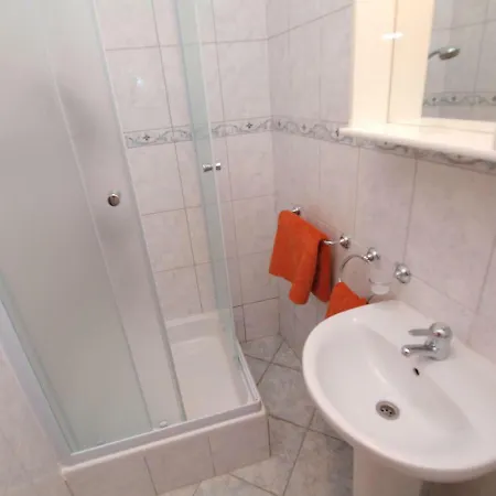 Katica-5 * Vodice